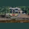 The Olde England Kiosk