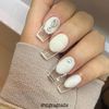 ZigZag Nails